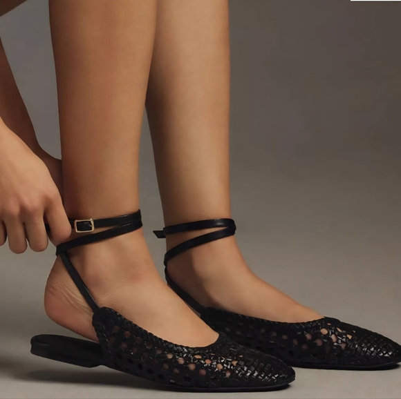 NWOB Seychelles Elegant Black Woven Women's Flats - Picture 1 of 4